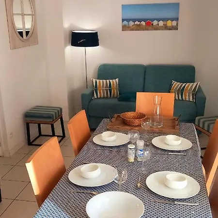 Le Petit Bonheur: Family-friendly Nature Retreat With Pool Access